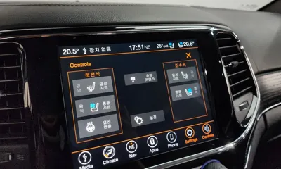 Jeep Cherokee 2019, 92184 км, за 14332.26 USD - фото 32