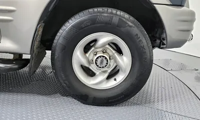 Hyundai Galloper 1998, 183144 км, за 3612.72 USD