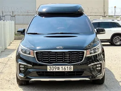Kia Canival · 2019 год