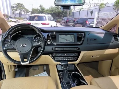 Kia Canival 2019, 117178 км, за 12209.53 USD