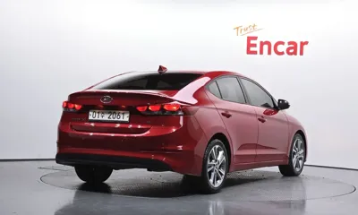 Hyundai Avante 2018, 108152 км, за 5189.17 USD