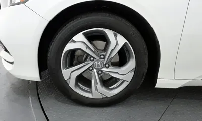 Honda Accord 2018, 28427 км, за 10312.01 USD
