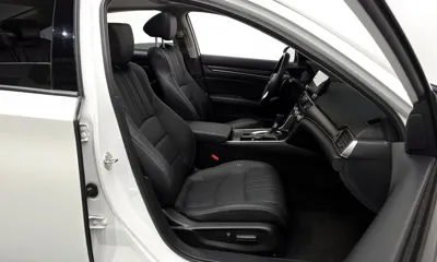Honda Accord 2018, 28427 км, за 10312.01 USD - фото 11