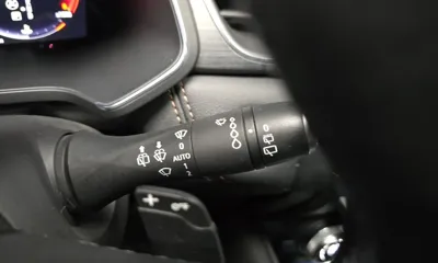 Renault-KoreaSamsung Captur 2020, 50803 км, за 10018.22 USD - фото 30