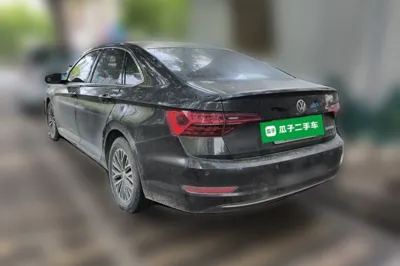 Volkswagen Sagitar 2020, 108900 км, за 7844 USD