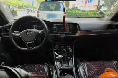Volkswagen Sagitar 2020, 108900 км, за 7844 USD - фото 9