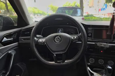 Volkswagen Sagitar 2020, 108900 км, за 7844 USD - фото 10