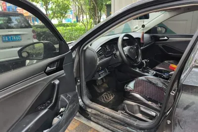 Volkswagen Sagitar 2020, 108900 км, за 7844 USD - фото 16