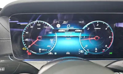 Mercedes-Benz E-Class 2022, 73603 км, за 26250.49 USD - фото 8