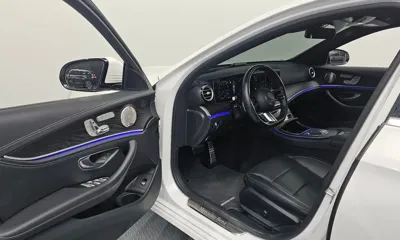 Mercedes-Benz E-Class 2022, 73603 км, за 26250.49 USD - фото 10