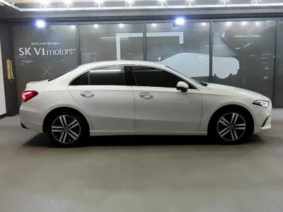 Mercedes-Benz A-Class 2022, 29917 км, за 18102.49 USD