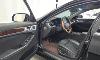 Hyundai Genesis 2016, 121029 км, за 6182.41 USD - фото 10