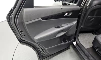 Kia Sorento 2018, 61395 км, за 13466.05 USD - фото 25