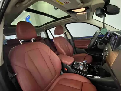 BMW X3 2024, 24000 км, за 33371.92 USD - фото 32