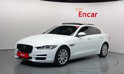 Jaguar XE · 2016 год