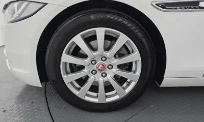 Jaguar XE 2016, 180928 км, за 3633.96 USD
