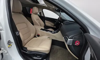 Jaguar XE 2016, 180928 км, за 3633.96 USD - фото 10