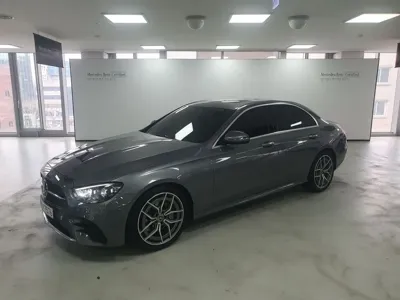 Mercedes-Benz E-Class · 2021 год
