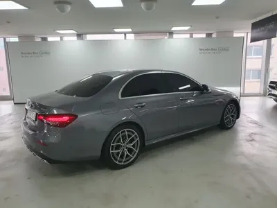 Mercedes-Benz E-Class 2021, 21553 км, за 29732.4 USD