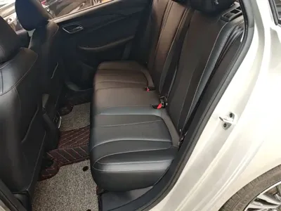 Roewe i5 2018, 44100 км, за 2803.62 USD - фото 17
