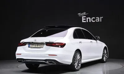 Mercedes-Benz E-Class 2021, 73635 км, за 24440.04 USD