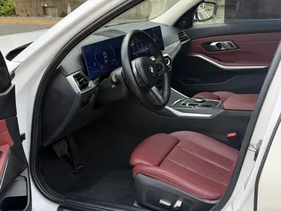 BMW 3 Series 2023, 42699 км, за 26191.37 USD