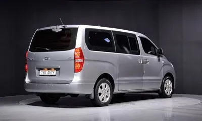Hyundai Starex 2017, 84015 км, за 11093.61 USD