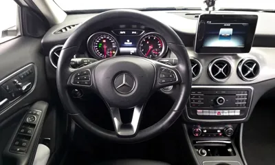 Mercedes-Benz GLA-Class 2019, 144783 км, за 8125.17 USD - фото 13