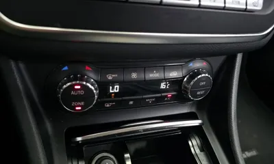 Mercedes-Benz GLA-Class 2019, 144783 км, за 8125.17 USD - фото 19