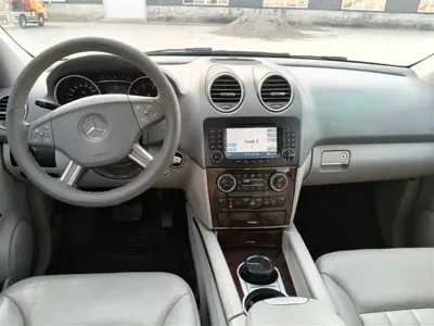Mercedes-Benz M-Class 2008, 160000 км, за 3448.07 USD
