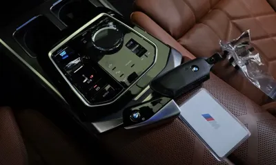 BMW i7 2024, 56149 км, за 66449.55 USD - фото 9