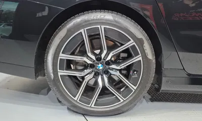 BMW i7 2024, 56149 км, за 66449.55 USD - фото 21
