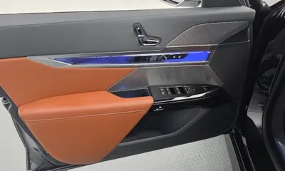 BMW i7 2024, 56149 км, за 66449.55 USD - фото 24