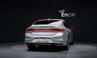 Hyundai Grandeur 2017, 129822 км, за 9253.88 USD - фото 4
