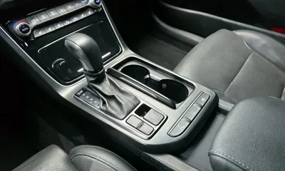 Hyundai Grandeur 2017, 129822 км, за 9253.88 USD - фото 9