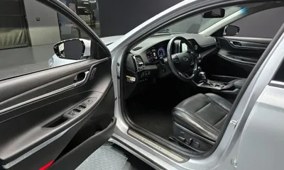 Hyundai Grandeur 2017, 129822 км, за 9253.88 USD - фото 10