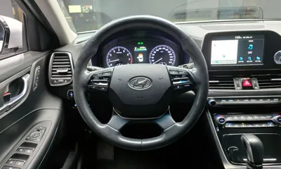 Hyundai Grandeur 2017, 129822 км, за 9253.88 USD - фото 13