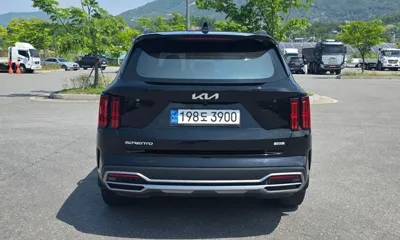 Kia Sorento 2023, 76645 км, за 20511.81 USD