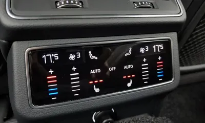 Audi A6 2020, 52400 км, за 18051.73 USD - фото 19