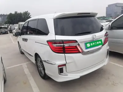 Honda Elysion 2020, 126800 км, за 19157.96 USD