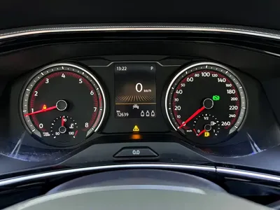 Volkswagen Tayron 2022, 12600 км, за 23954.8 USD - фото 8