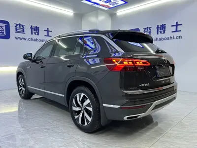 Volkswagen Tayron 2022, 12600 км, за 23954.8 USD - фото 14