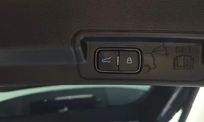Ford Explorer 2020, 72568 км, за 16404.1 USD - фото 18