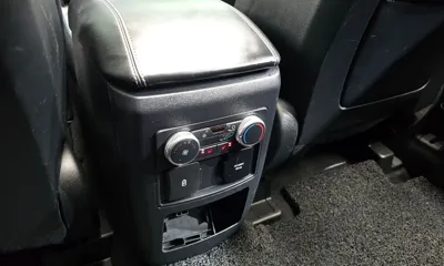 Ford Explorer 2020, 72568 км, за 16404.1 USD - фото 30