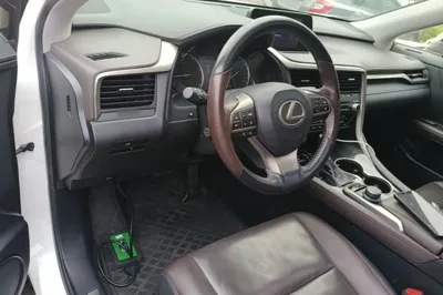 Lexus RX 2016, 123200 км, за 25524 USD - фото 13