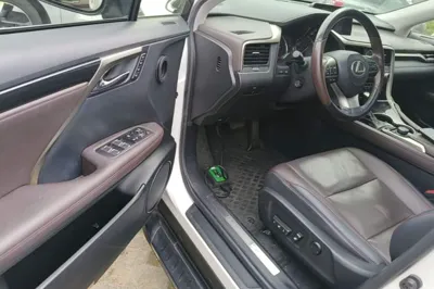 Lexus RX 2016, 123200 км, за 25524 USD - фото 19