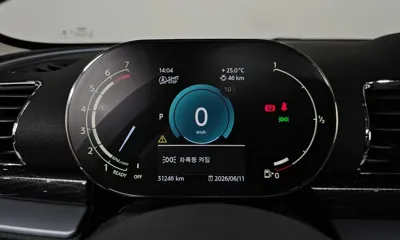 MINI Clubman 2023, 31246 км, за 16930.38 USD - фото 8