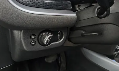 MINI Clubman 2023, 31246 км, за 16930.38 USD - фото 20