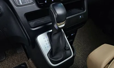 Hyundai Staria 2022, 88396 км, за 18566.79 USD - фото 9