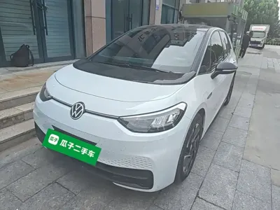 Volkswagen ID.3 2023, 63700 км, за 10903.26 USD
